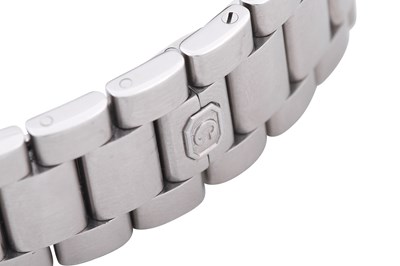Lot 26 - A RARE MEN'S CHOPARD STAINLESS STEEL QUARTZ CHRONOGRAPH BRACELET WATCH.