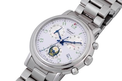 Lot 26 - A RARE MEN'S CHOPARD STAINLESS STEEL QUARTZ CHRONOGRAPH BRACELET WATCH.