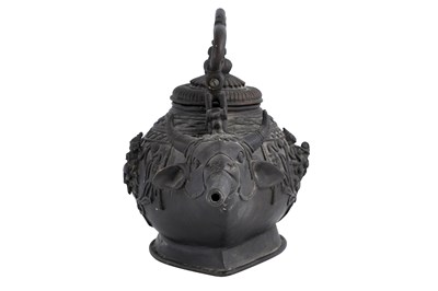 Lot 181 - A HEAVY CAST BRONZE ZOOMORPHIC SHAIVITE CEREMONIAL WATER VESSEL (GOWMUKHI)