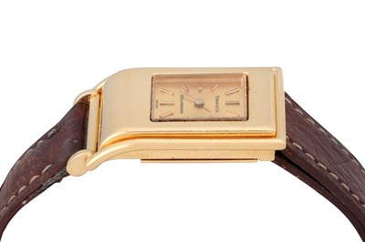 Lot 63 - A LADIES TIFFANY & CO 18K YELLOW GOLD QUARTZ WATCH