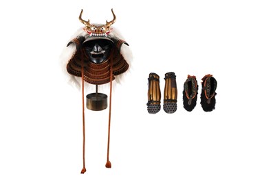Lot 171 - A JAPANESE TAKEDA CLAN ARMOUR HELMET, KABUTO, FACE MASK, MENPO AND PARTS OF ARMOUR