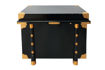Lot 169 - A JAPANESE BLACK LACQUER ARMOUR YOROI BOX AND COVER WITH A TAKEDA MON