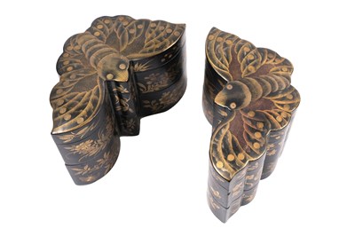 Lot 174 - A PAIR OF JAPANESE TWO-TIER 'BAT' LACQUER BOXES AND COVERS