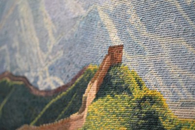 Lot A VERY LARGE AND IMPRESSIVE CHINESE TAPESTRY OF THE GREAT WALL OF CHINA
