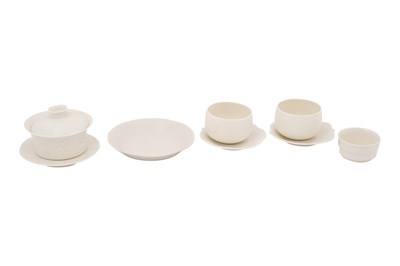 Lot 93 - A CHINESE DINGYAO TEA SET
