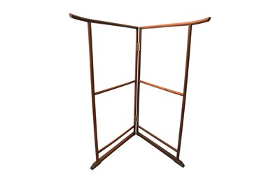 Lot 147 - A JAPANESE VINTAGE KIMONO RACK