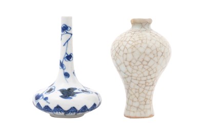Lot 129 - TWO CHINESE MINIATURE BOTTLE VASES