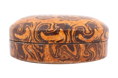 Lot 81 - A CHINESE CIRCULAR AMBER-COLOURED MARBLED BOX AND COVER