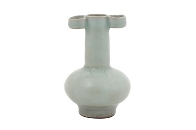 Lot 88 - A SMALL CHINESE CELADON-GLAZED ARROW VASE