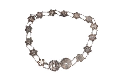 Lot 60 - A CHINESE SILVER CHAIN BELT