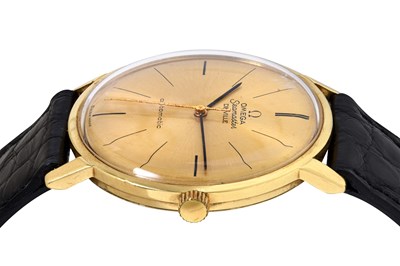 Lot 83 - A MEN'S OMEGA 18K YELLOW GOLD AUTOMATIC WRISTWATCH.